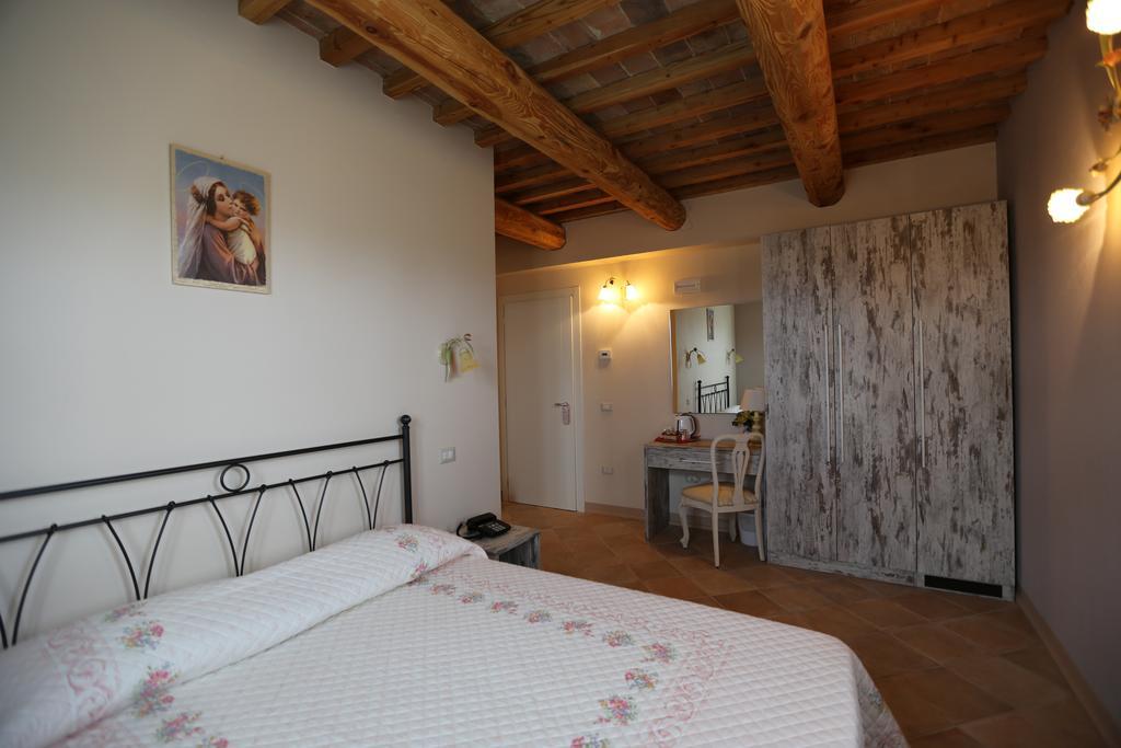 Villa Marietta Country House - Marche Montemaggiore al Metauro Quarto foto